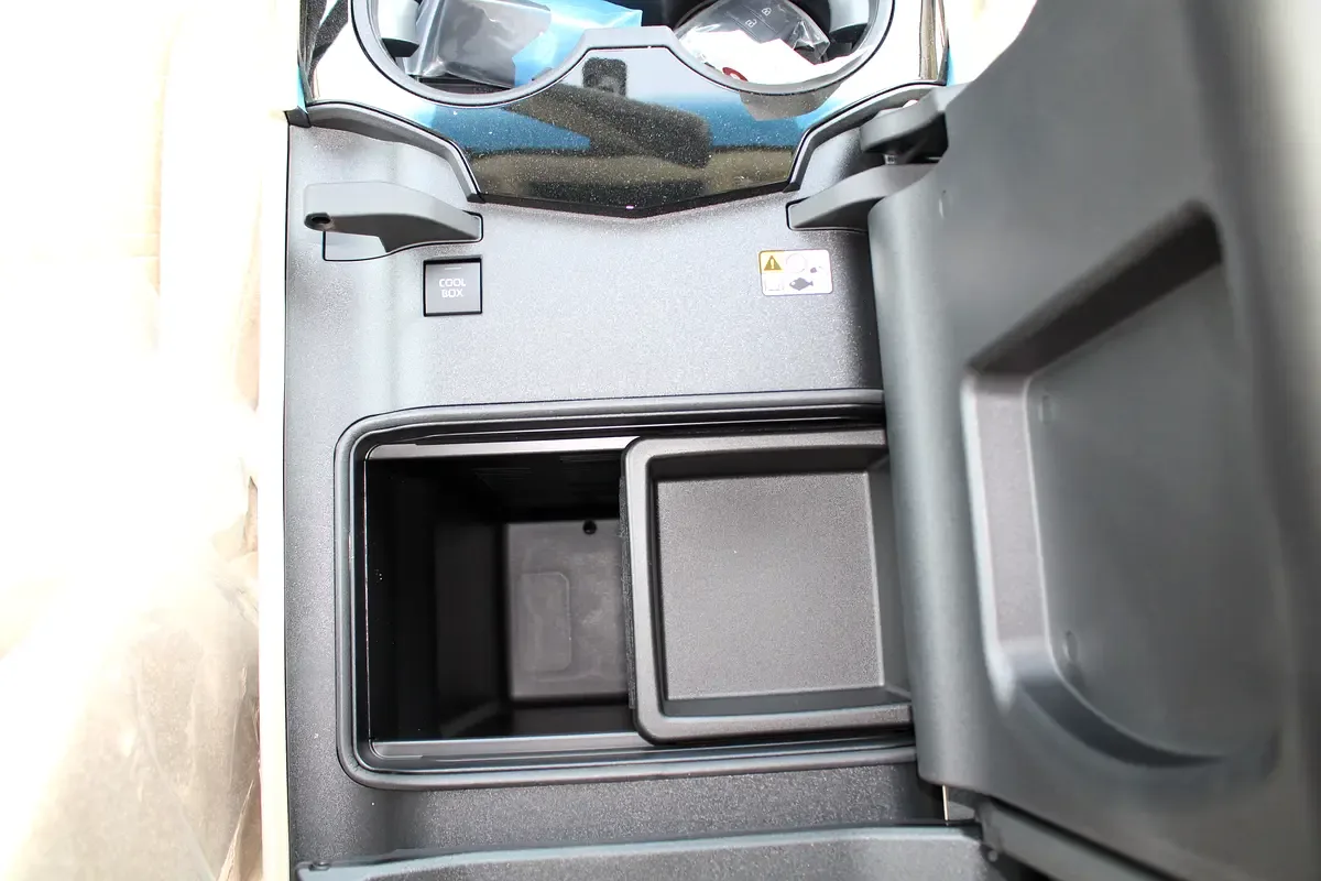 Toyota Land Cruiser 3.5 AT 4WD (415 حصان) - 12