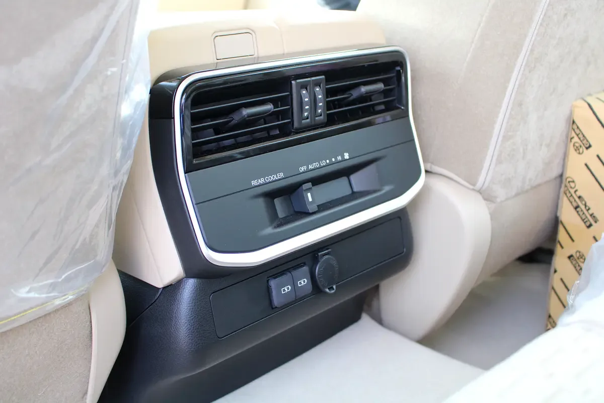 Toyota Land Cruiser 3.5 AT 4WD (415 حصان) - 16