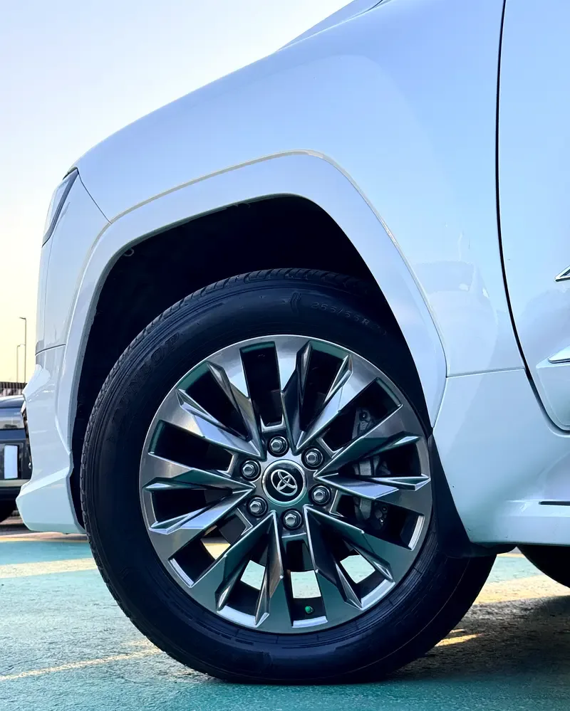 Toyota Land Cruiser 3.5 AT 4WD (415 hp) - 6