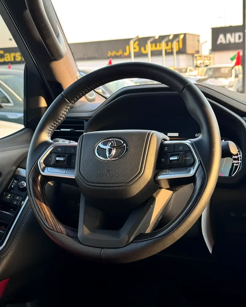 Toyota Land Cruiser 3.5 AT 4WD (415 hp) - 16