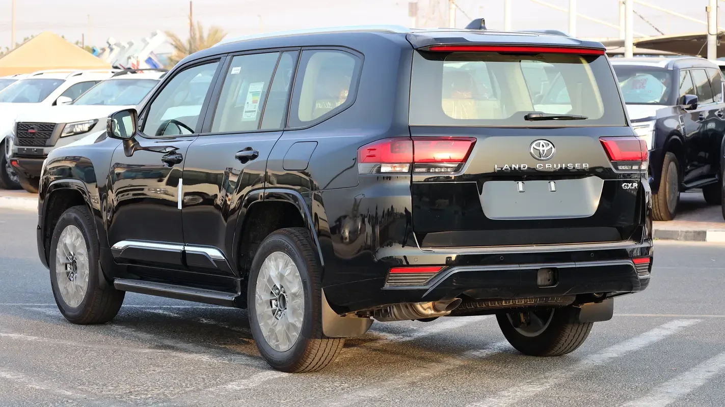 Toyota Land Cruiser 3.5 AT 4WD (415 حصان) - 4