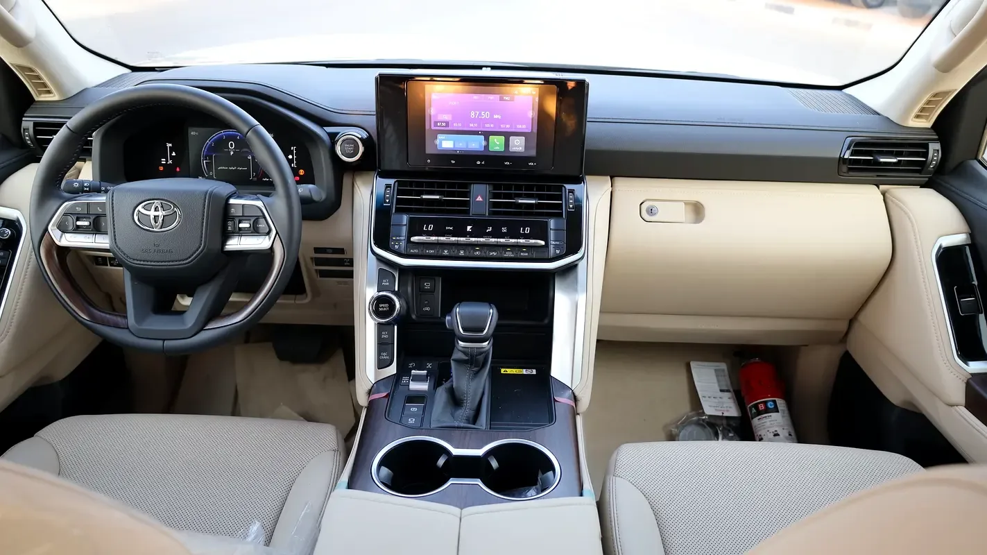Toyota Land Cruiser 3.5 AT 4WD (415 حصان) - 9