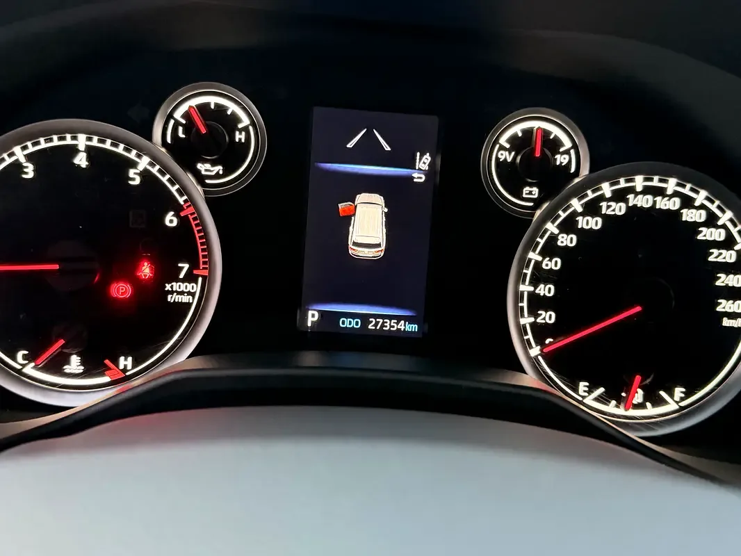 Toyota Land Cruiser 3.5 AT 4WD (415 hp) - 18
