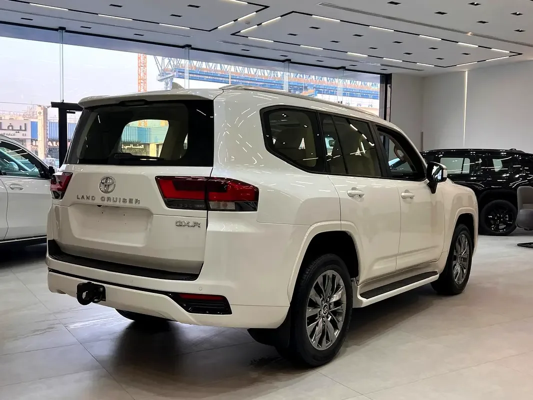 Toyota Land Cruiser 3.5 AT 4WD (415 hp) - 3