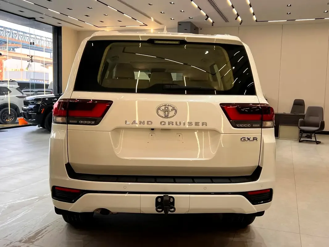 Toyota Land Cruiser 3.5 AT 4WD (415 hp) - 8