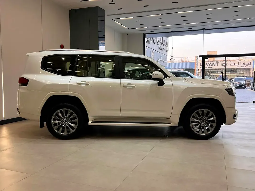 Toyota Land Cruiser 3.5 AT 4WD (415 hp) - 6