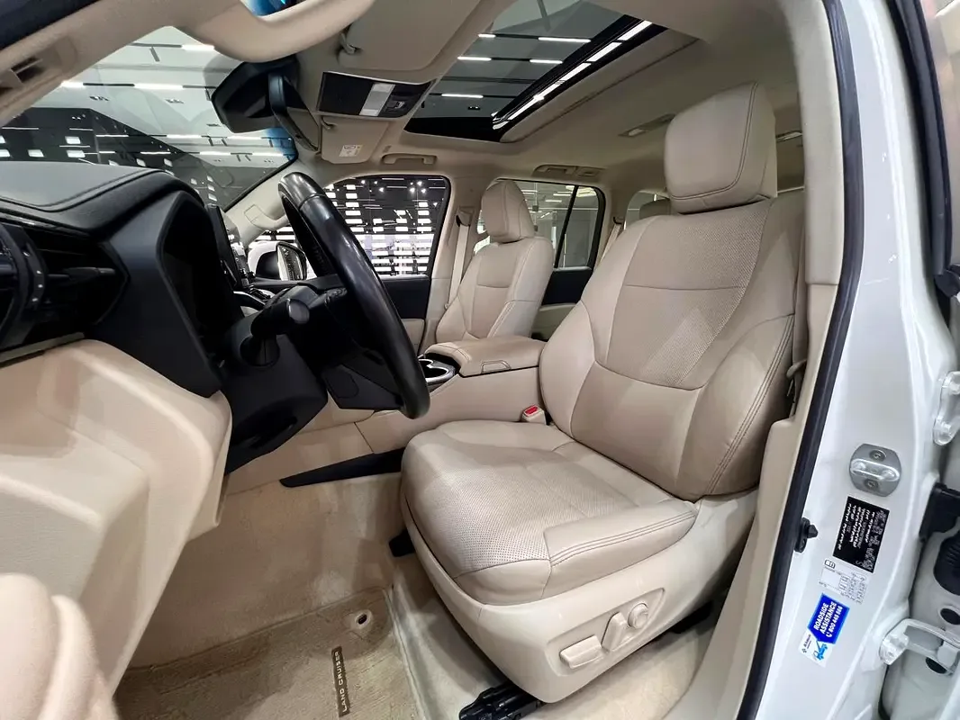 Toyota Land Cruiser 3.5 AT 4WD (415 hp) - 11
