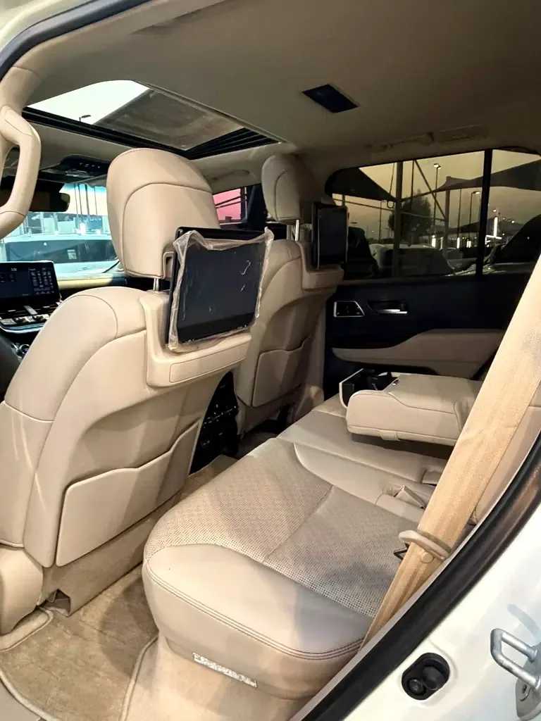 Toyota Land Cruiser 3.5 AT 4WD (415 hp) - 8