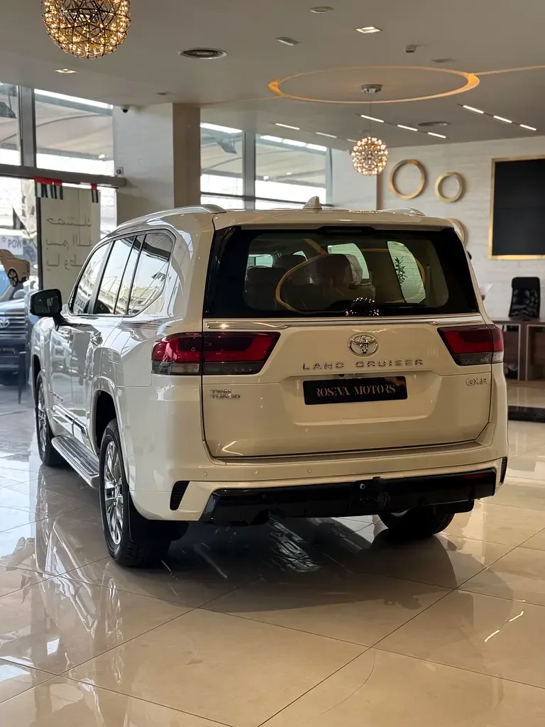 Toyota Land Cruiser 3.5 AT 4WD (415 حصان) - 3