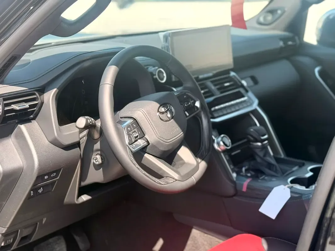 Toyota Land Cruiser 3.5 AT 4WD (415 hp) - 6