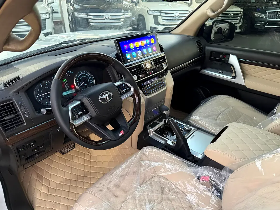 Toyota Land Cruiser 4.0 AT 4WD (243 حصان) - 6
