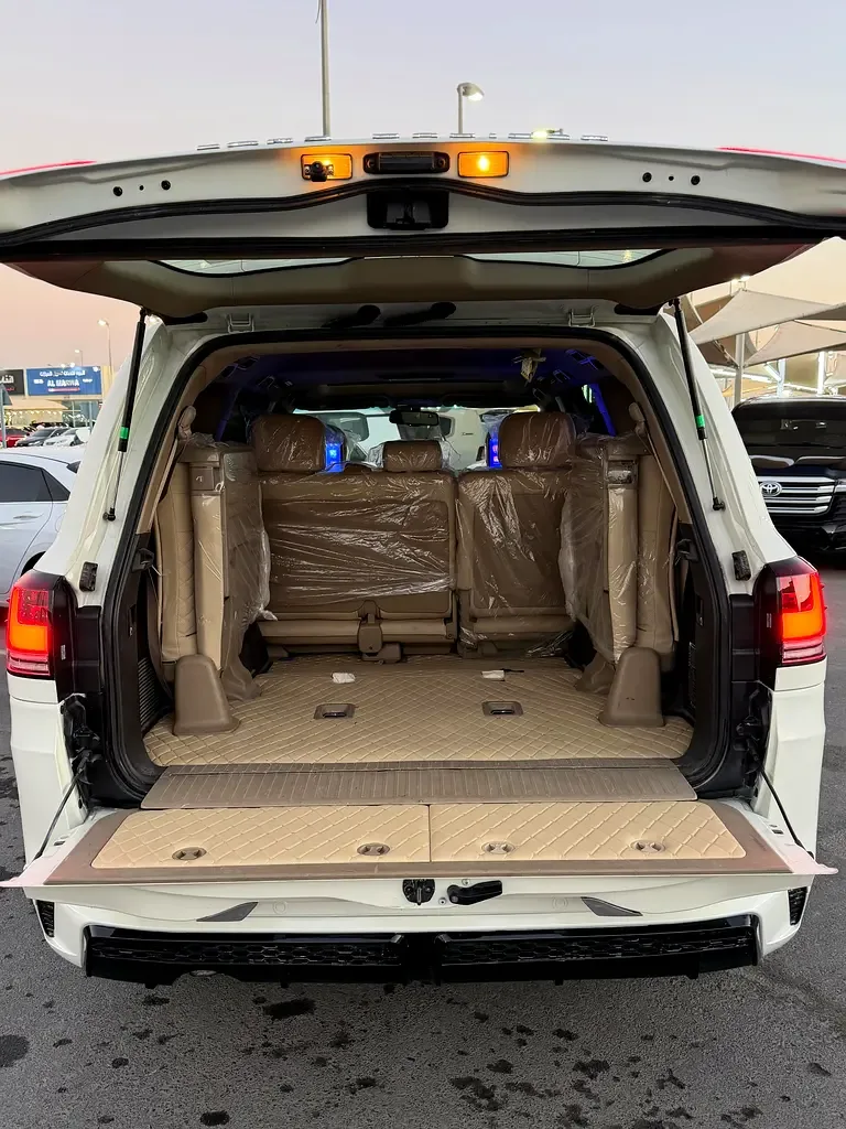 Toyota Land Cruiser 4.0 AT 4WD (243 حصان) - 10