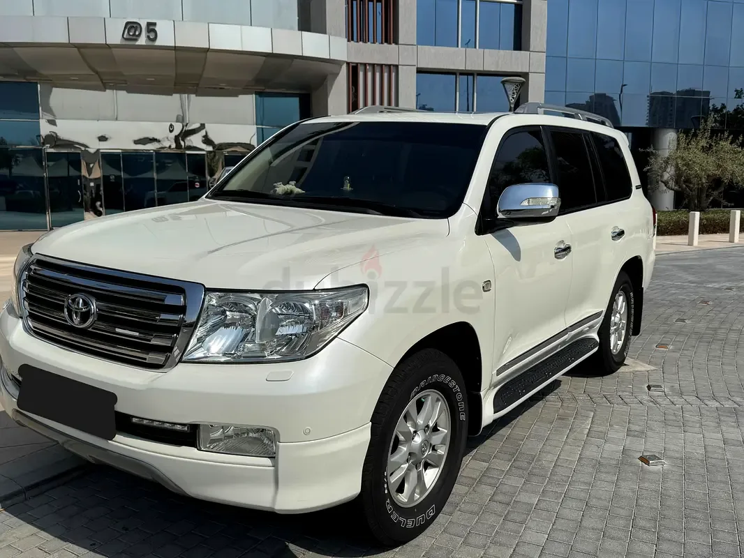 Toyota Land Cruiser 4.0 AT 4WD (243 حصان) - 2