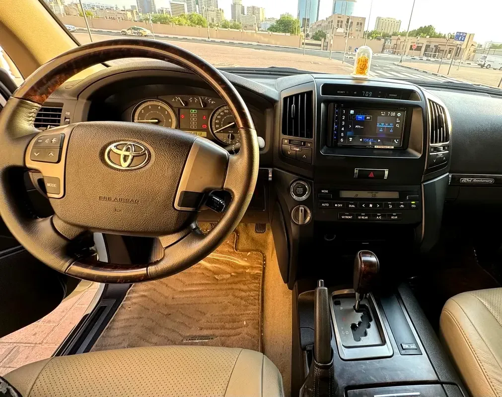 Toyota Land Cruiser 4.0 AT 4WD (243 حصان) - 7