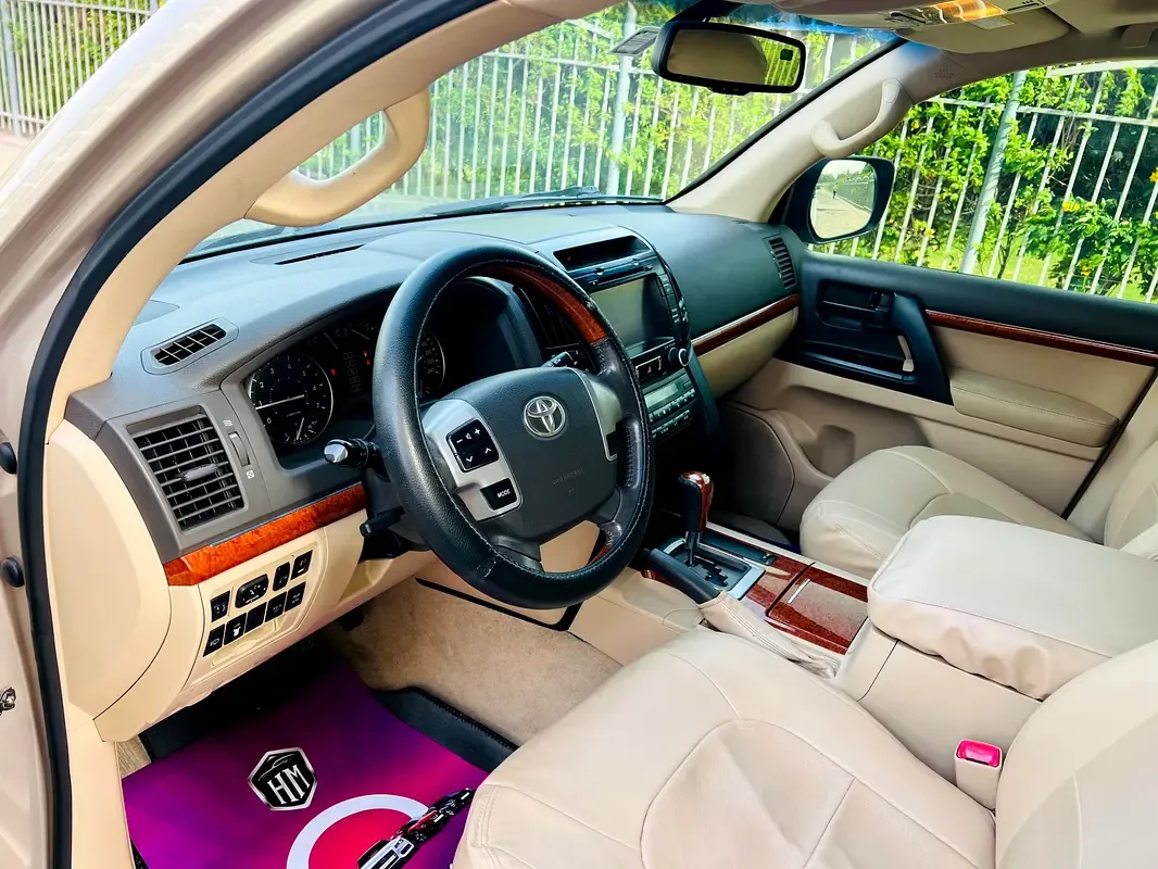 Toyota Land Cruiser 4.0 AT 4WD (243 hp) - 16