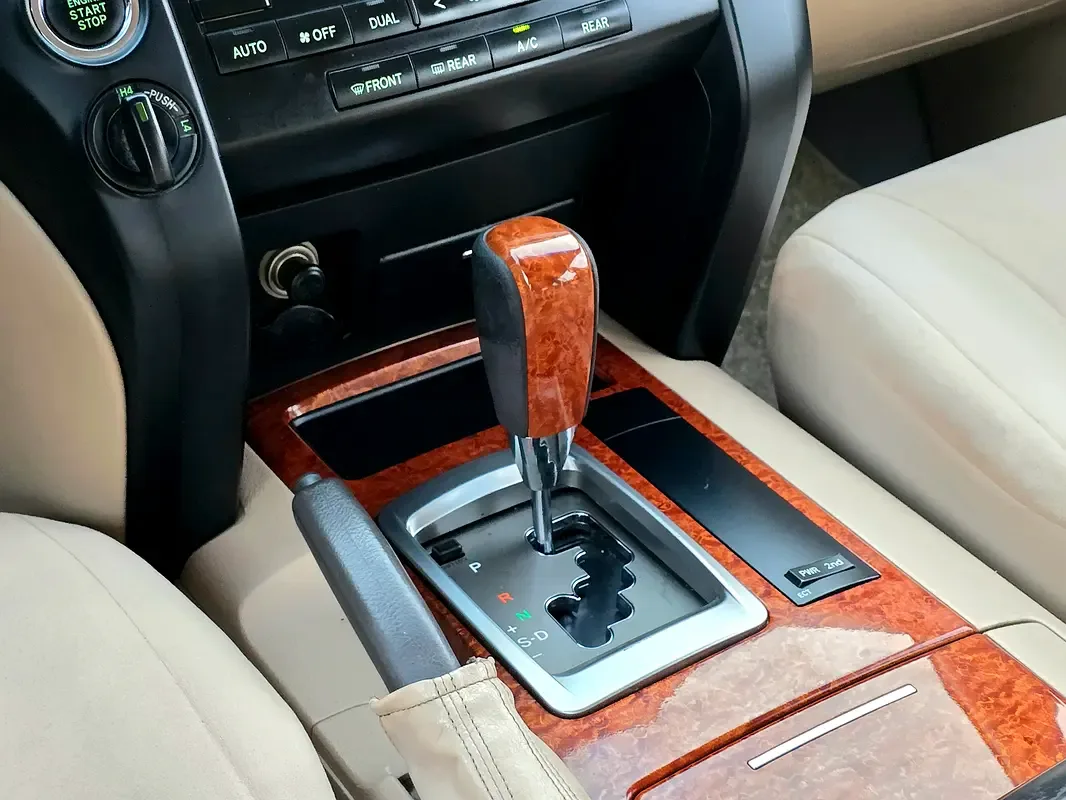 Toyota Land Cruiser 4.0 AT 4WD (243 hp) - 15