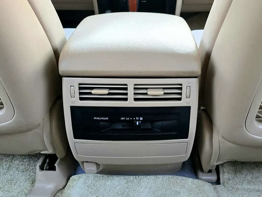 Toyota Land Cruiser 4.0 AT 4WD (243 hp) - 18