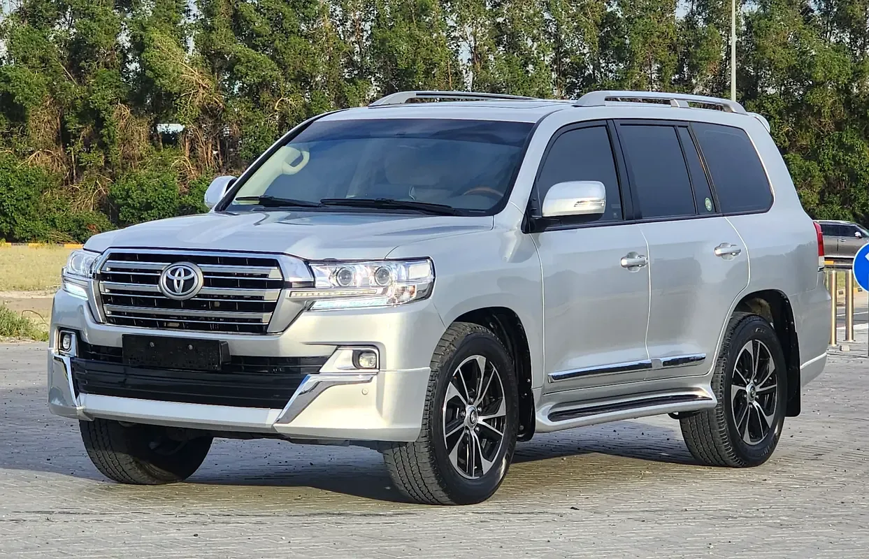 Toyota Land Cruiser 4.0 AT 4WD (271 hp)