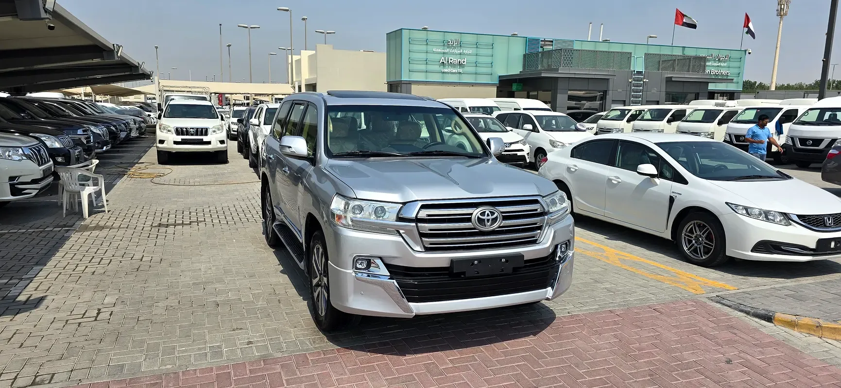 Toyota Land Cruiser 4.0 AT 4WD (271 hp)