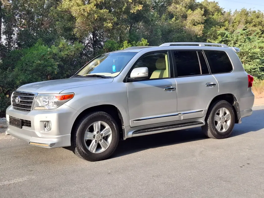 Toyota Land Cruiser 4.0 AT 4WD (271 hp)