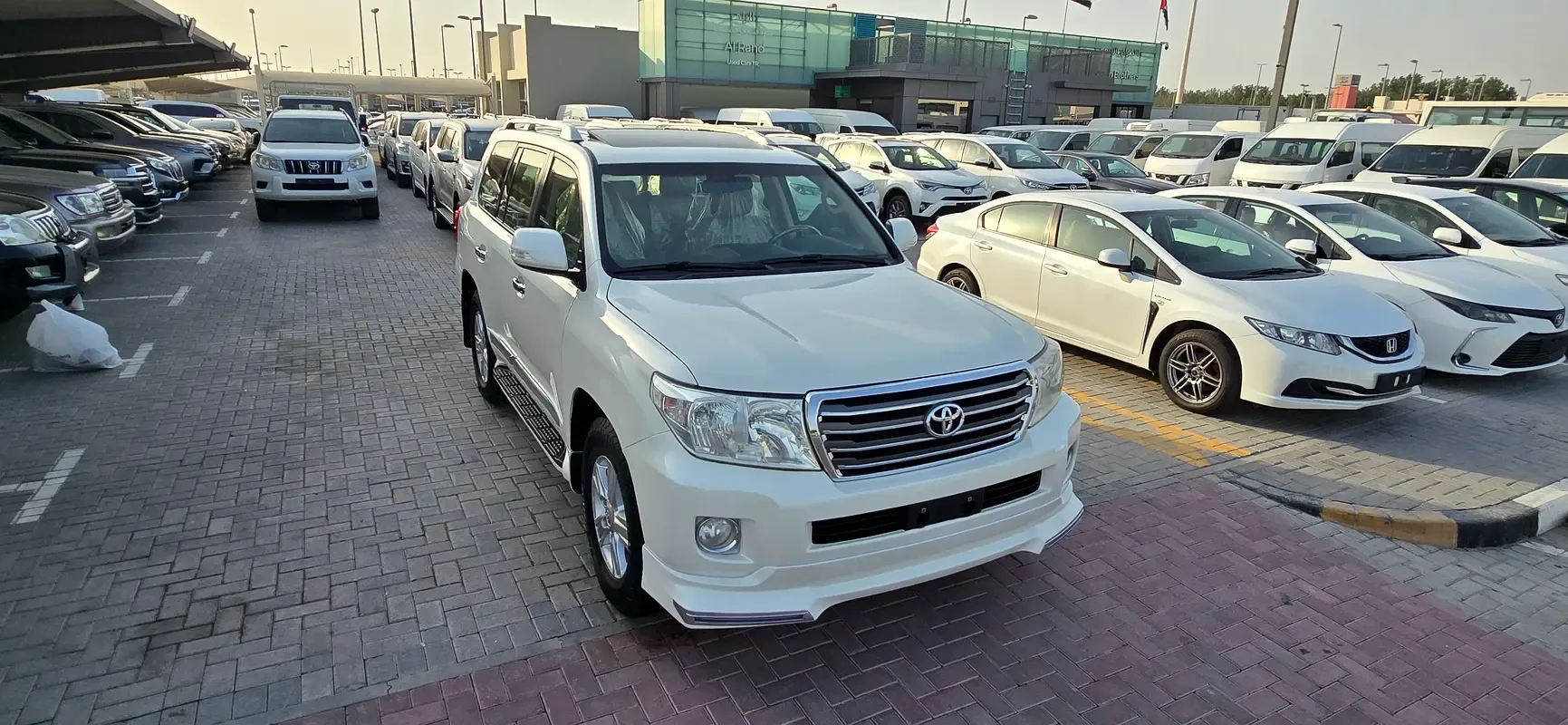 Toyota Land Cruiser 4.0 AT 4WD (271 حصان) - 3