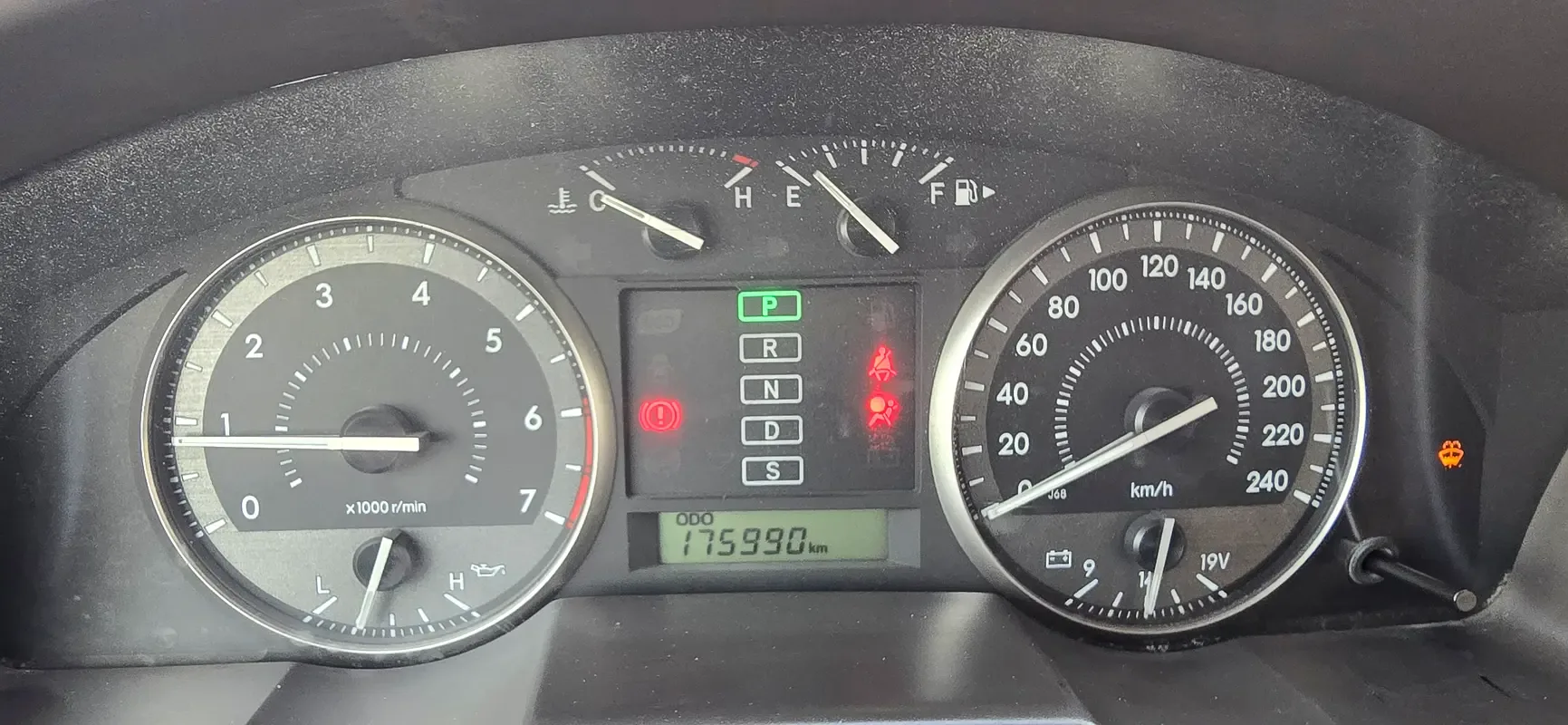 Toyota Land Cruiser 4.0 AT 4WD (271 حصان) - 15