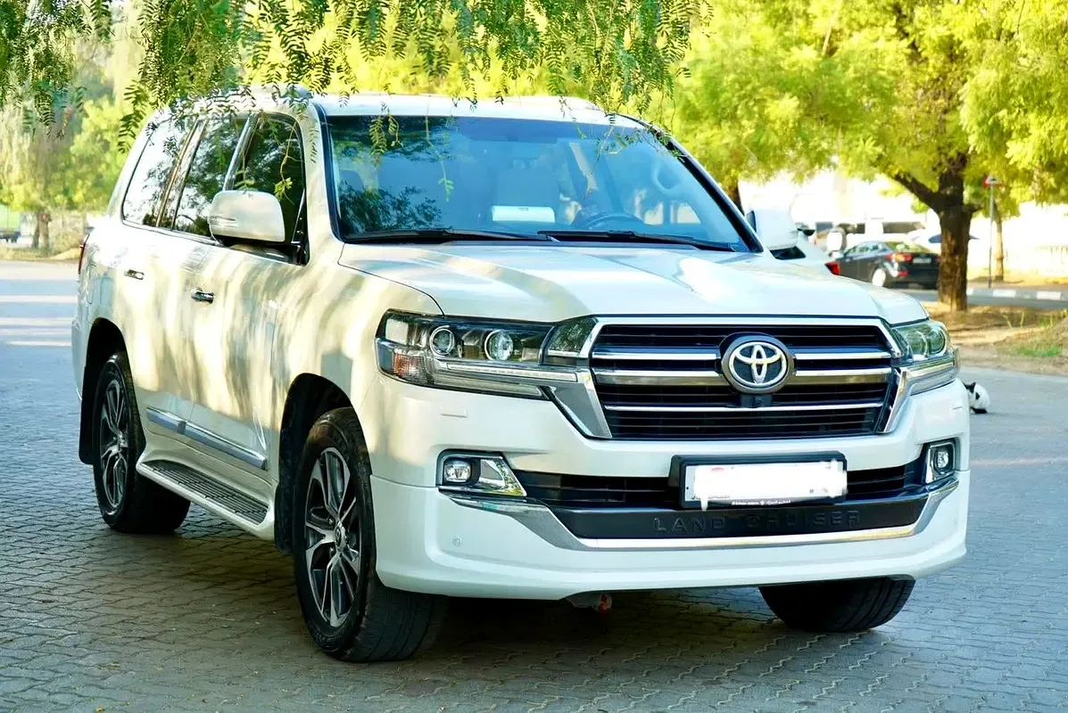 Toyota Land Cruiser 4.0 AT 4WD (271 hp) - 2