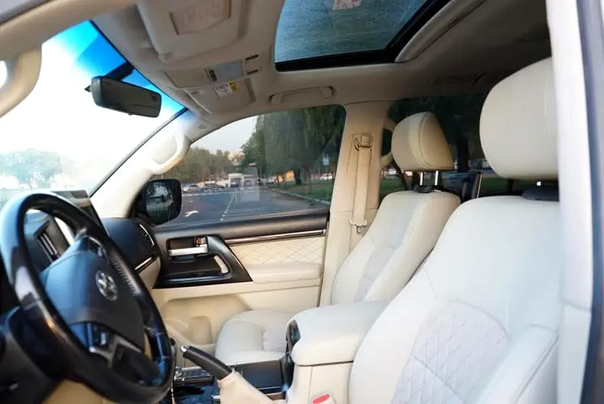 Toyota Land Cruiser 4.0 AT 4WD (271 hp) - 4