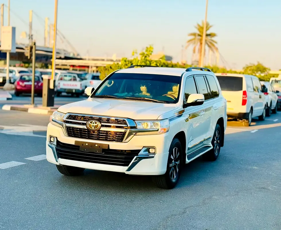 Toyota Land Cruiser 4.0 AT 4WD (271 hp)