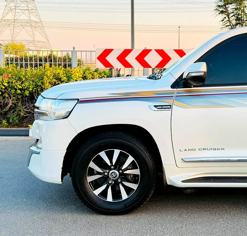 Toyota Land Cruiser 4.0 AT 4WD (271 حصان) - 8