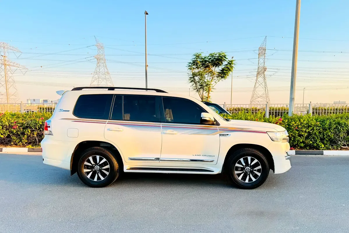 Toyota Land Cruiser 4.0 AT 4WD (271 حصان) - 7