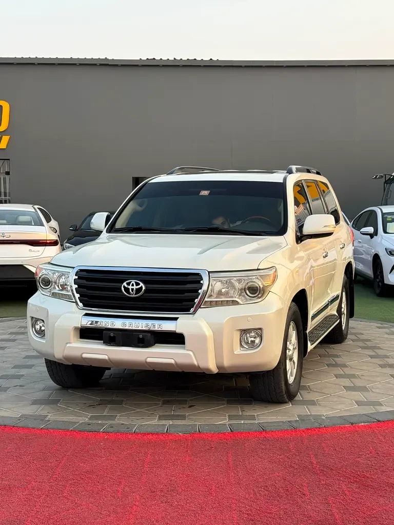 Toyota Land Cruiser 4.0 AT 4WD (275 hp)