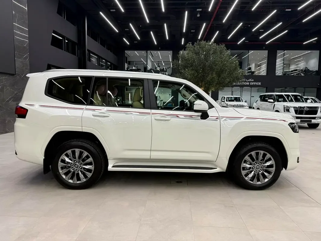 Toyota Land Cruiser 4.0 AT 4WD (275 hp) - 4