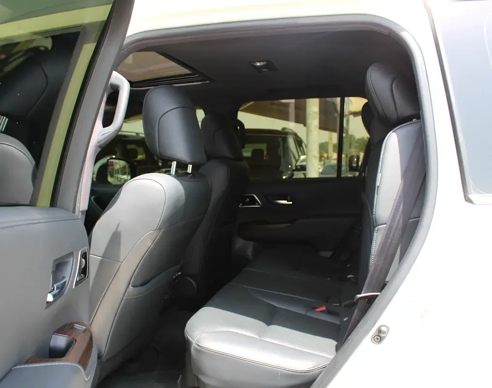 Toyota Land Cruiser 4.0 AT 4WD (275 hp) - 9
