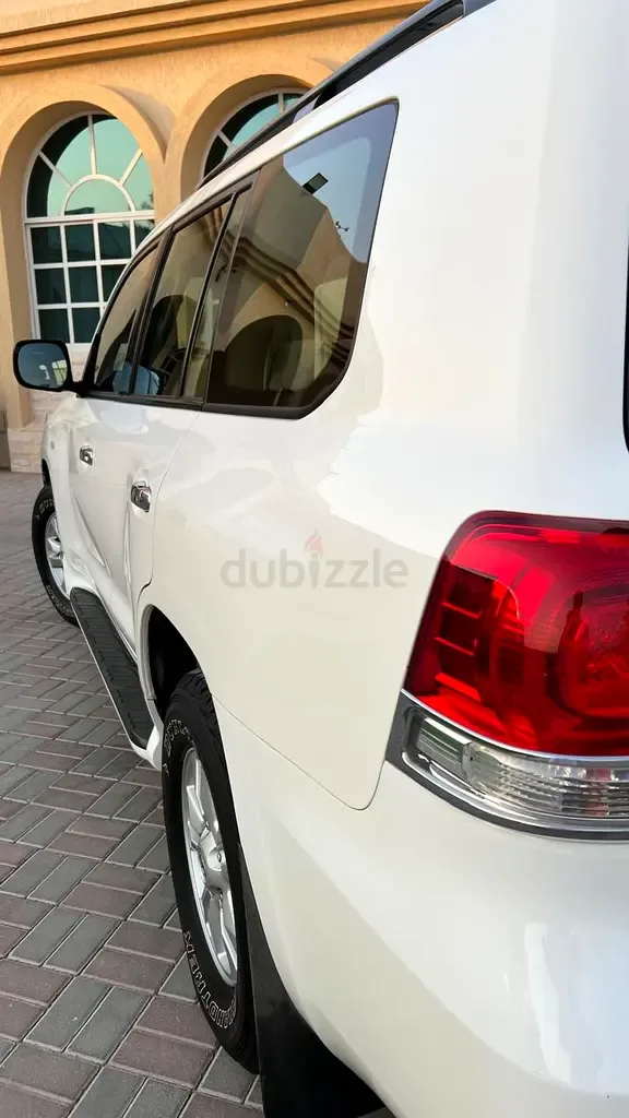 Toyota Land Cruiser 4.0 AT 4WD (275 hp) - 11