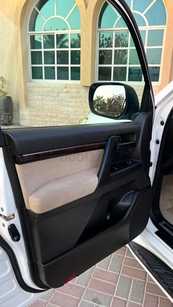 Toyota Land Cruiser 4.0 AT 4WD (275 hp) - 12