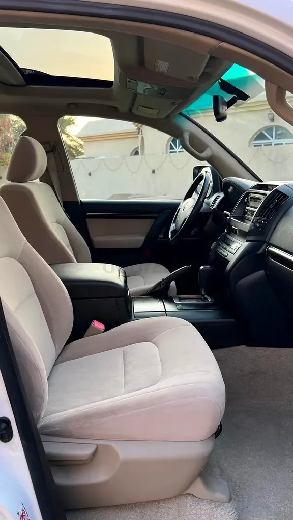Toyota Land Cruiser 4.0 AT 4WD (275 hp) - 19
