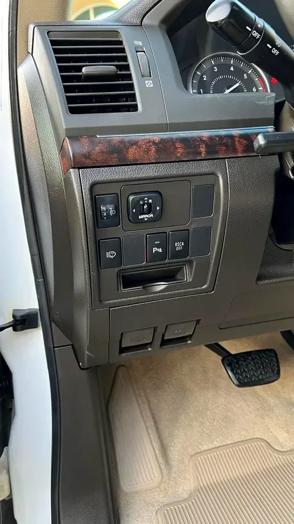 Toyota Land Cruiser 4.0 AT 4WD (275 hp) - 17