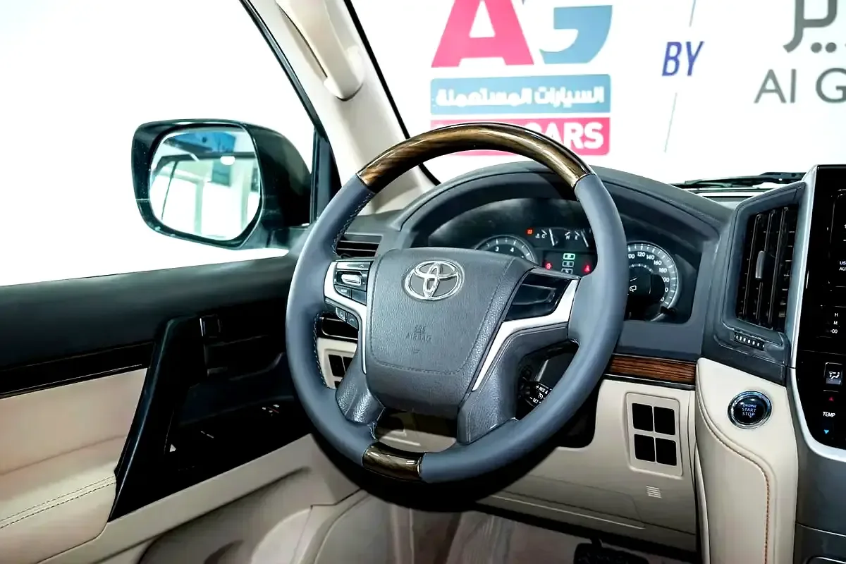 Toyota Land Cruiser 4.0 AT 4WD (275 hp) - 12