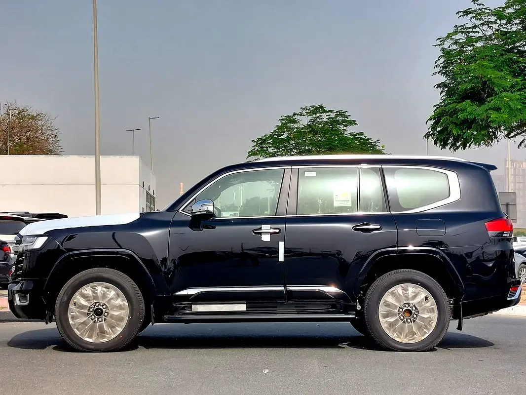 Toyota Land Cruiser 4.0 AT 4WD (275 حصان) - 2
