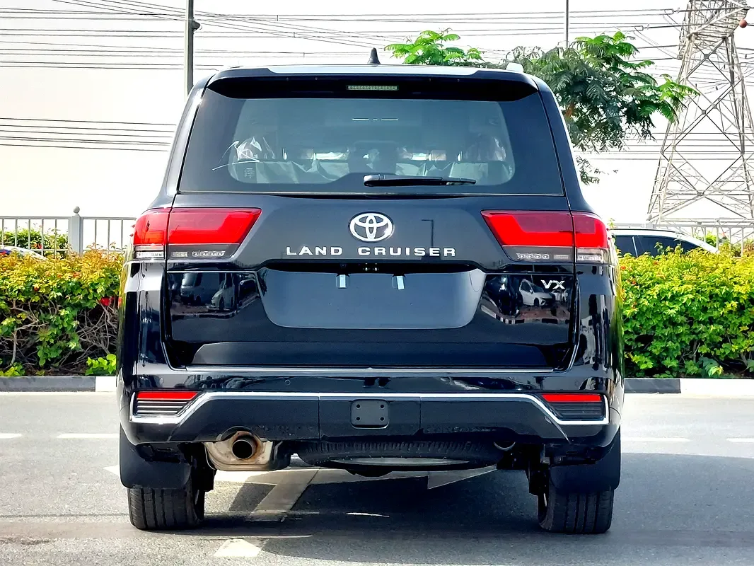 Toyota Land Cruiser 4.0 AT 4WD (275 حصان) - 4