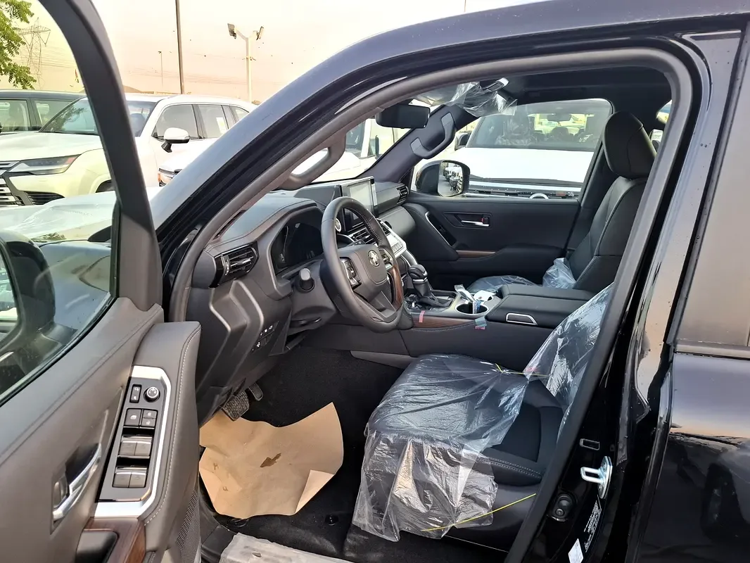Toyota Land Cruiser 4.0 AT 4WD (275 حصان) - 6