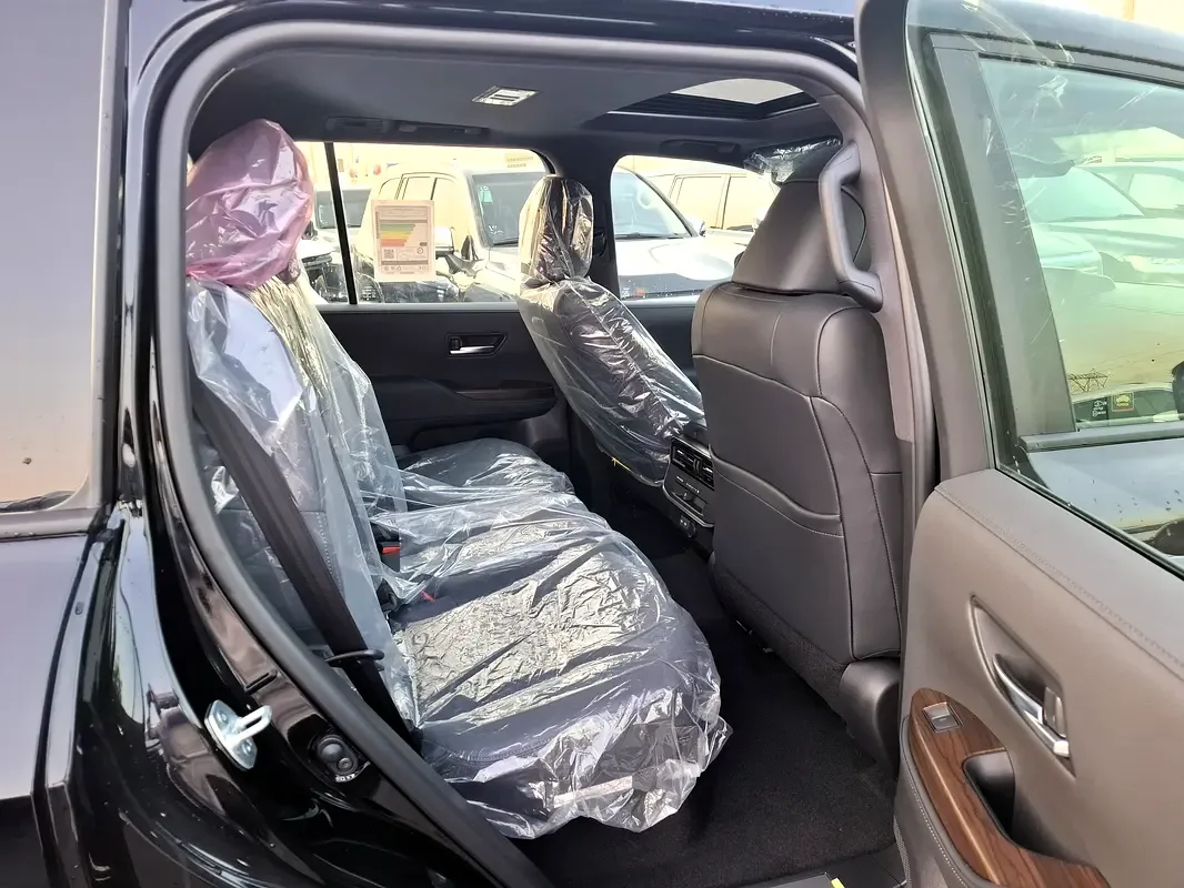 Toyota Land Cruiser 4.0 AT 4WD (275 حصان) - 11
