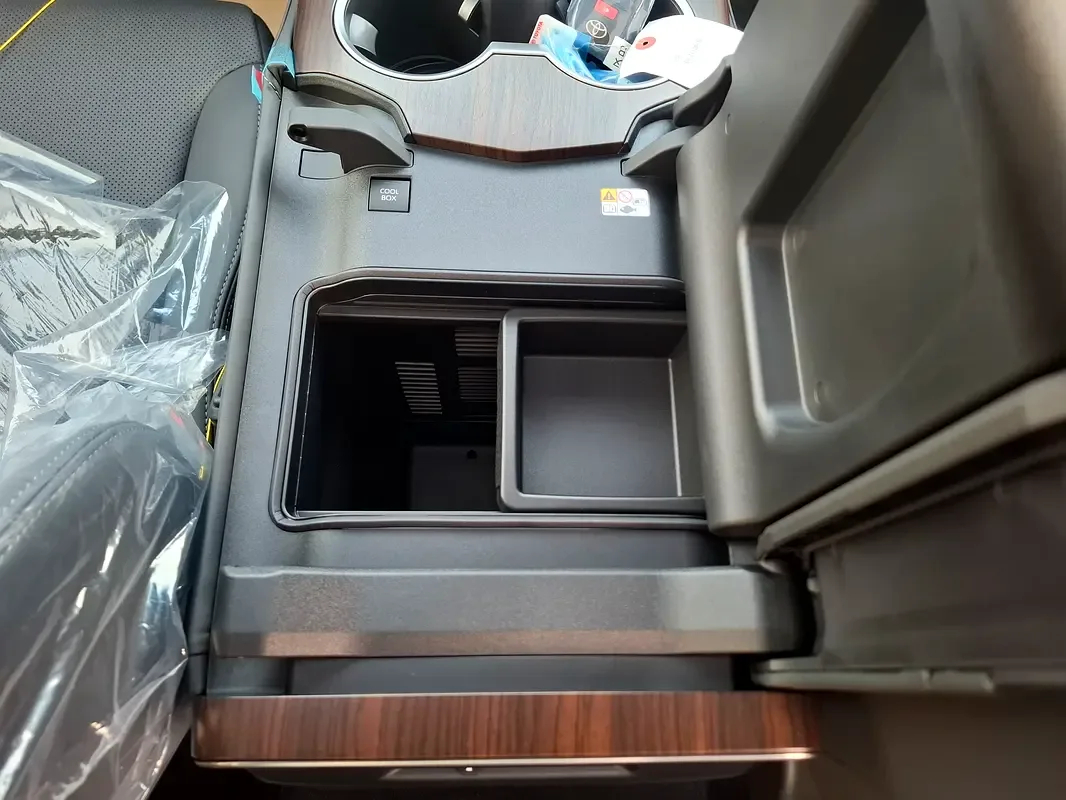 Toyota Land Cruiser 4.0 AT 4WD (275 حصان) - 13