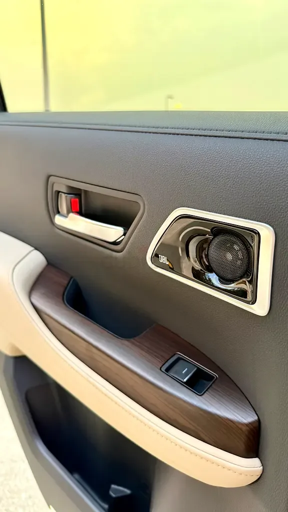 Toyota Land Cruiser 4.0 AT 4WD (275 hp) - 11