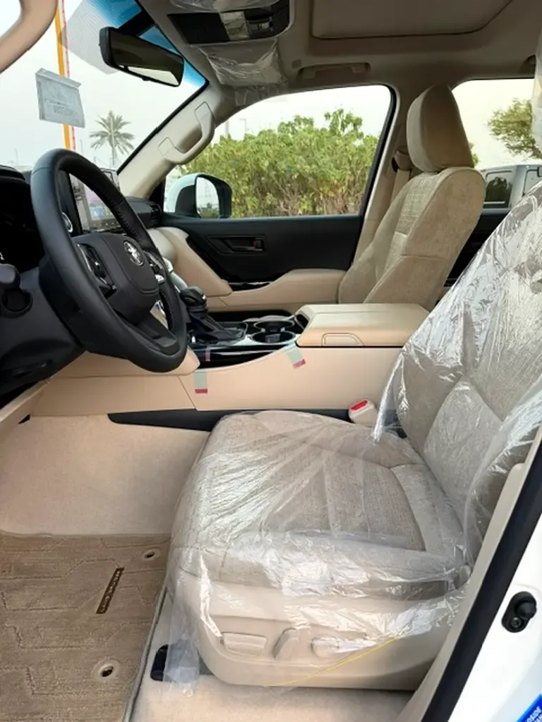 Toyota Land Cruiser 4.0 AT 4WD (275 حصان) - 6