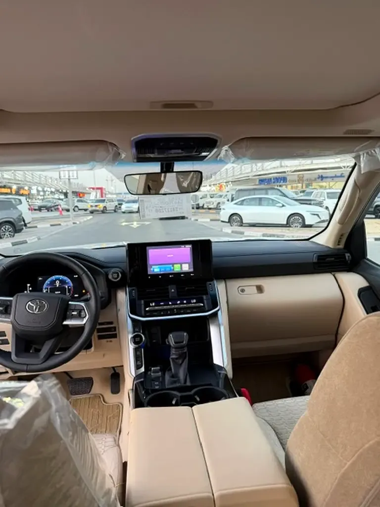 Toyota Land Cruiser 4.0 AT 4WD (275 حصان) - 4