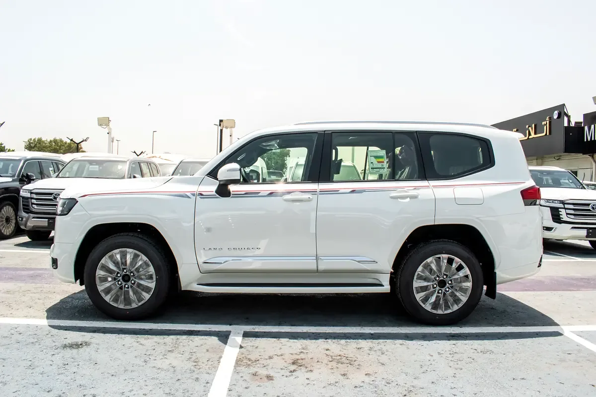 Toyota Land Cruiser 4.0 AT 4WD (275 حصان) - 4