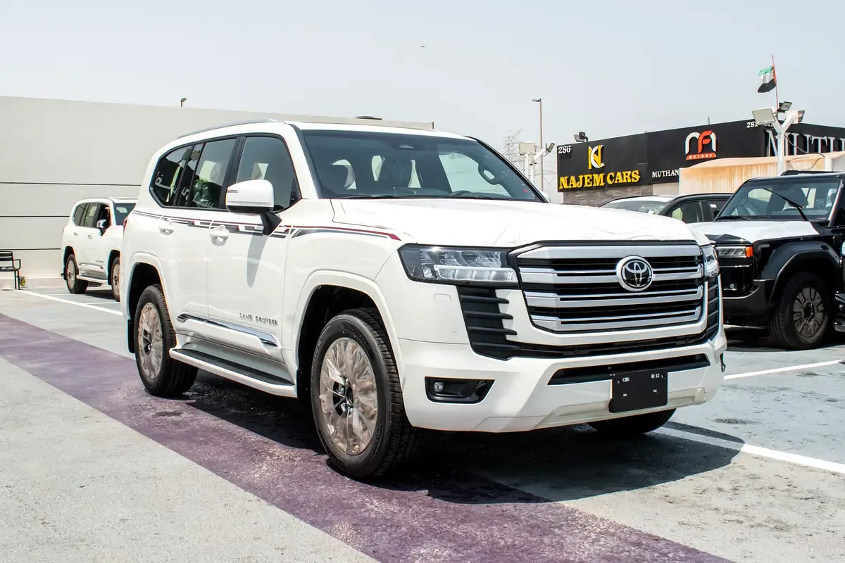 Toyota Land Cruiser 4.0 AT 4WD (275 حصان) - 3
