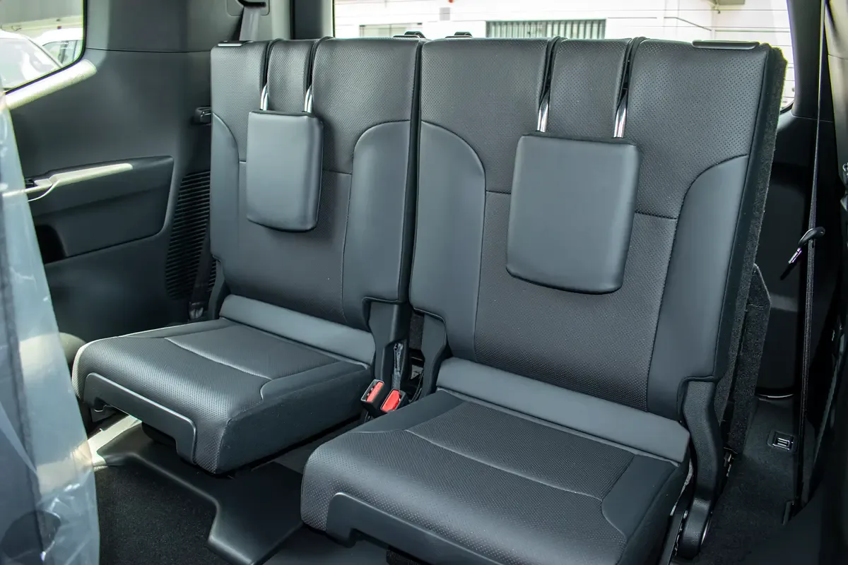 Toyota Land Cruiser 4.0 AT 4WD (275 حصان) - 8